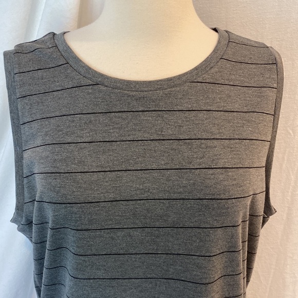 Banana Republic sleeveless maxi dress, NWOT - Picture 2 of 6